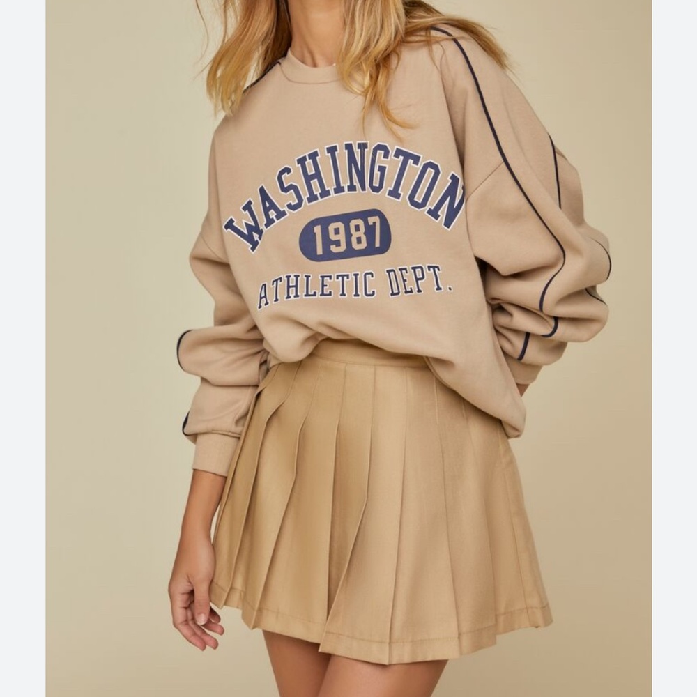 Forever 21 preppy Washington sweatshirt